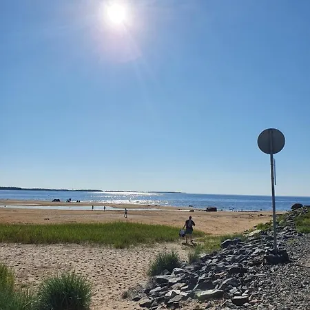 Appartamento Uusi Lomahuoneisto Golf Hiekkasaerkaet *