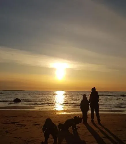 Uusi Lomahuoneisto Golf Hiekkasaerkaet Апартаменты *